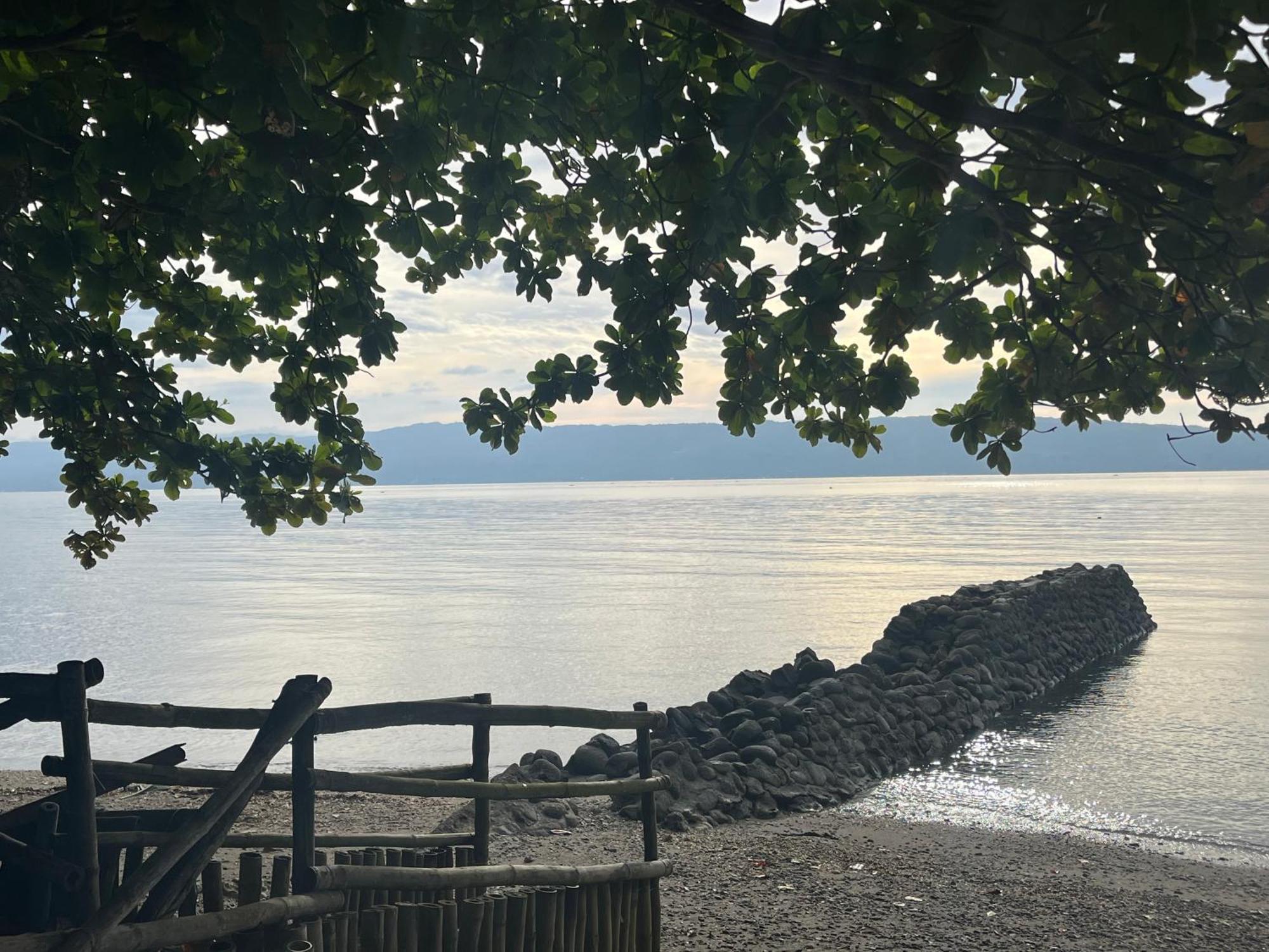 Boochee Beach Tampi Exterior photo